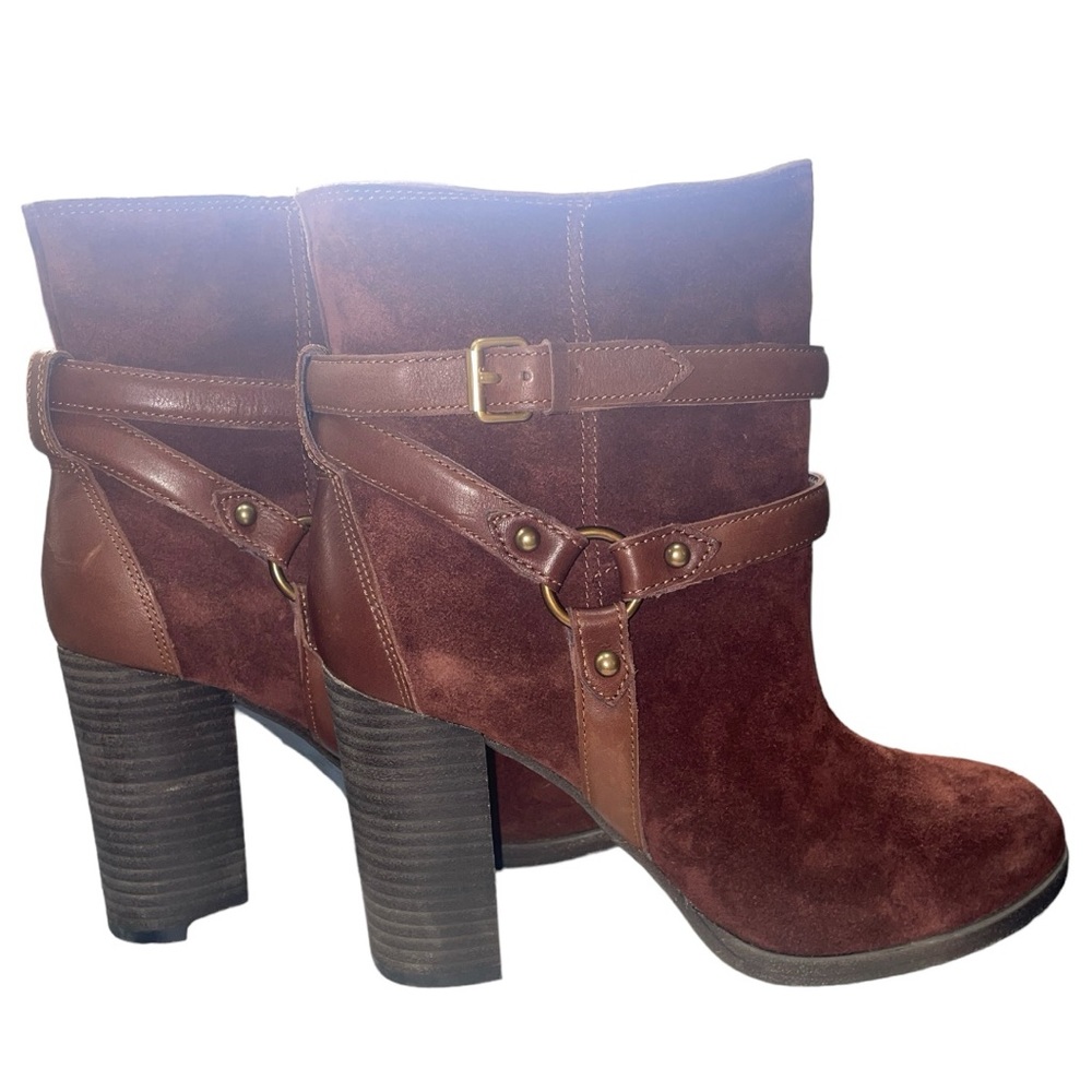 NWT UGG Dandridge brown genuine suede leather boots / avail. in sizes 9.5 & 11